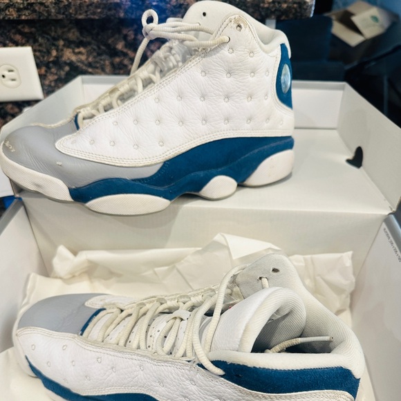 Jordan Retro 13 French Blue - Size 7 - Picture 2 of 4